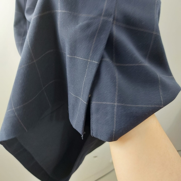 Banana Republic Checkered Window Pane V-Neck Dress - Picture 5 of 6